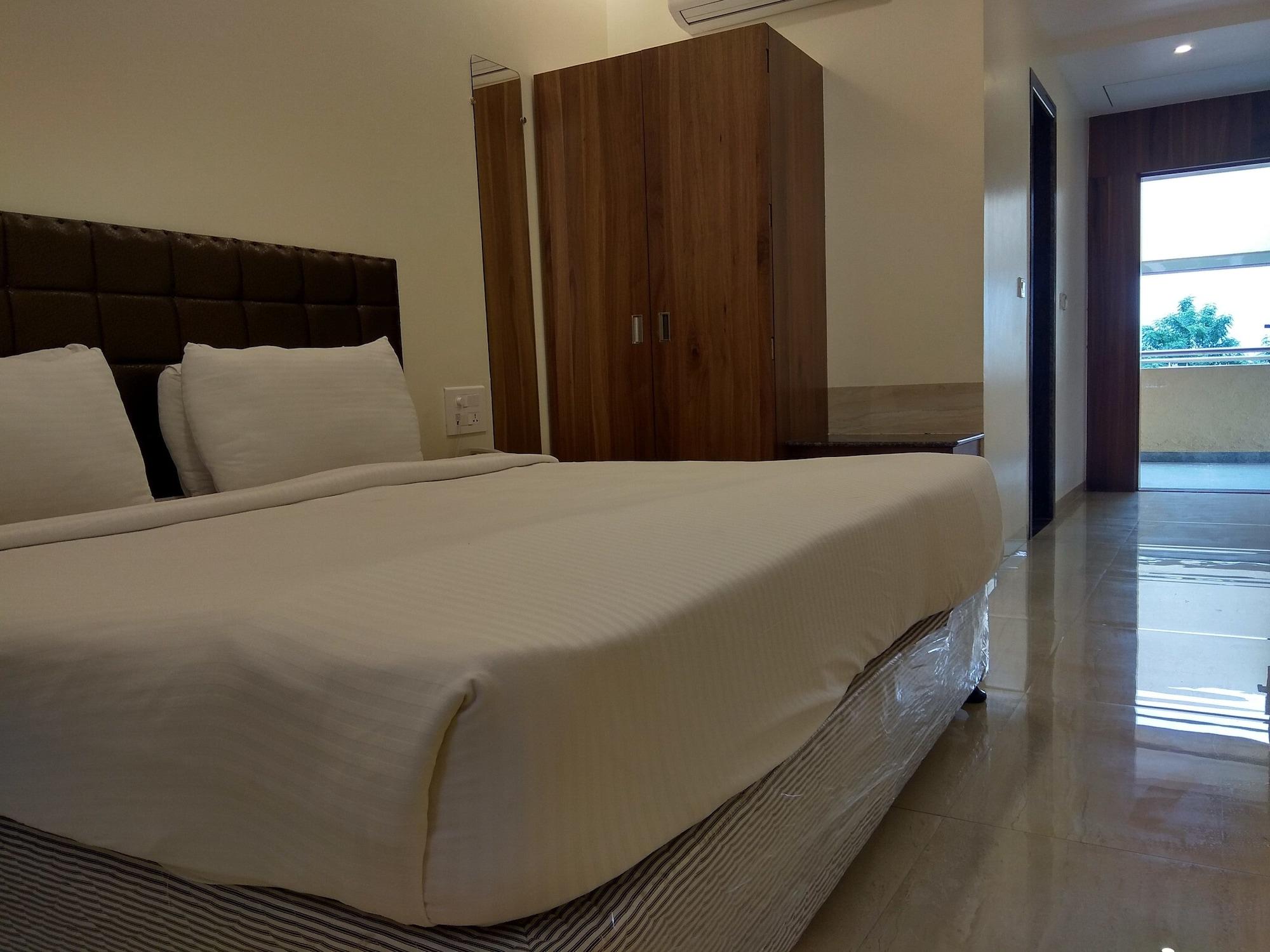 St Laurn The Spiritual Resort Shirdi Eksteriør billede