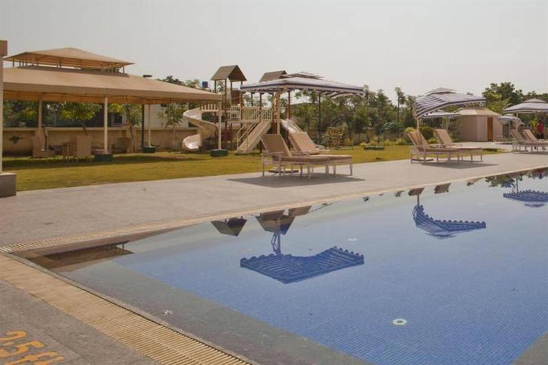 St Laurn The Spiritual Resort Shirdi Eksteriør billede