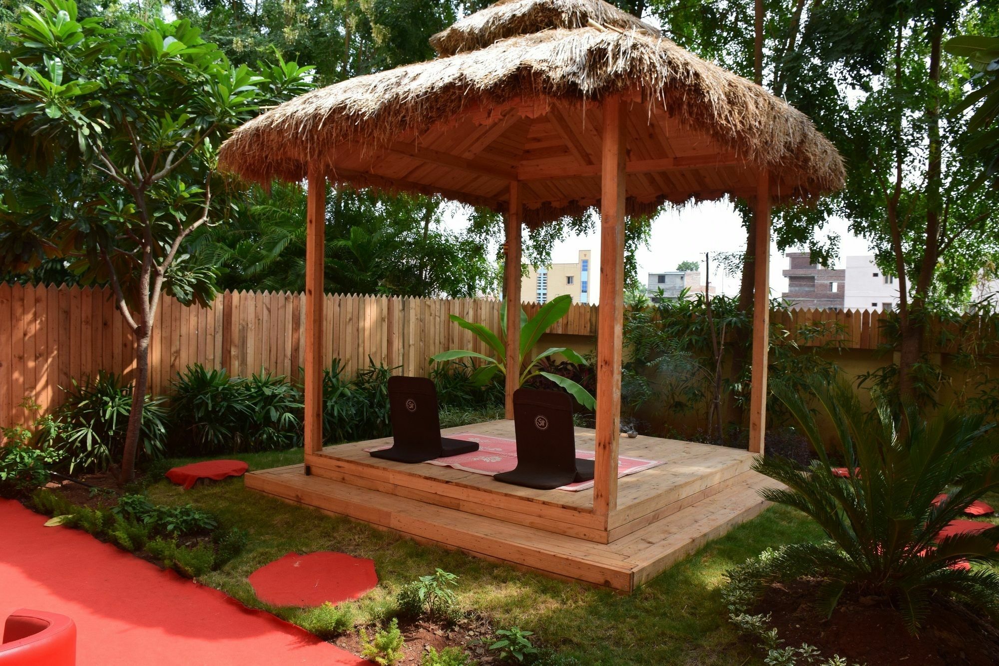 St Laurn The Spiritual Resort Shirdi Eksteriør billede